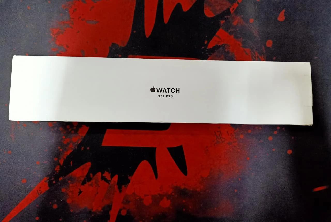 Apple Watch Series 3 (GPS, 38mm) Silver Aluminium Case, photo 2