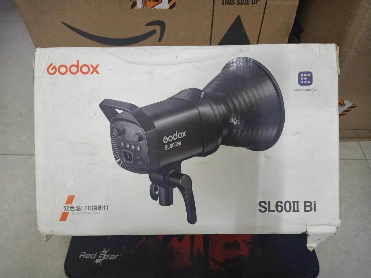 Godox SL60IIBi 75W Bowens Mount LED Video Light Black, photo 3