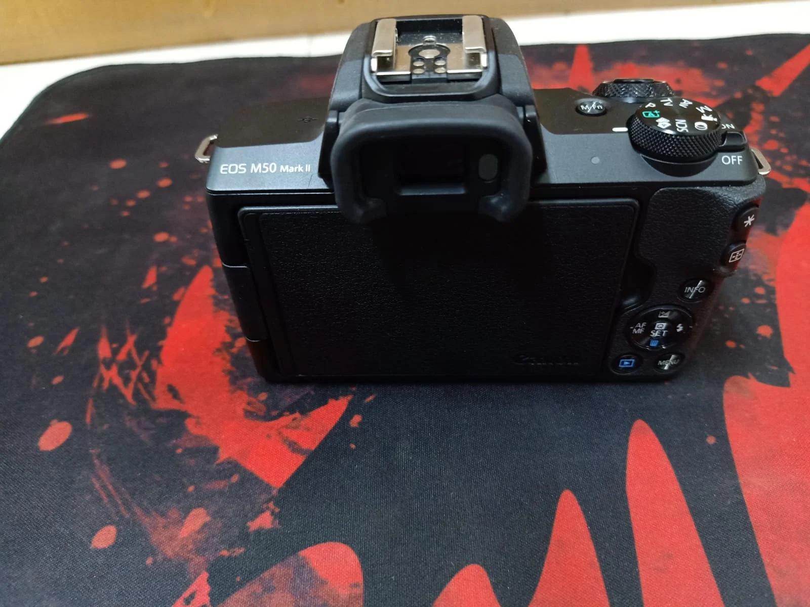 Canon EOS M50 Mark II + EF-M 15-45mm IS STM Kit Black, photo 3