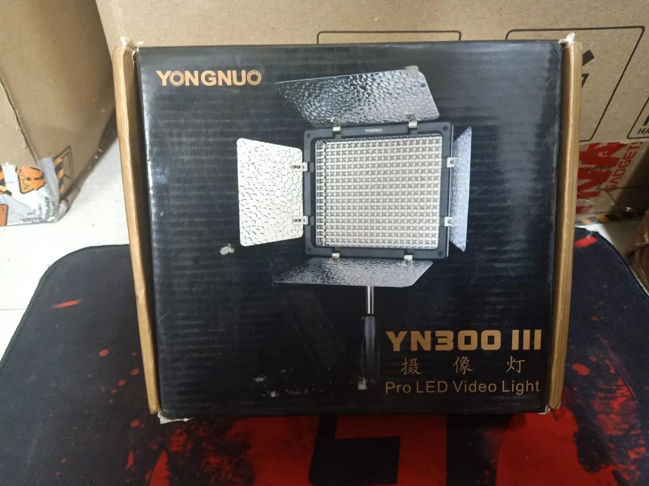 Yongnuo YN300 III LED Video Light, photo 2