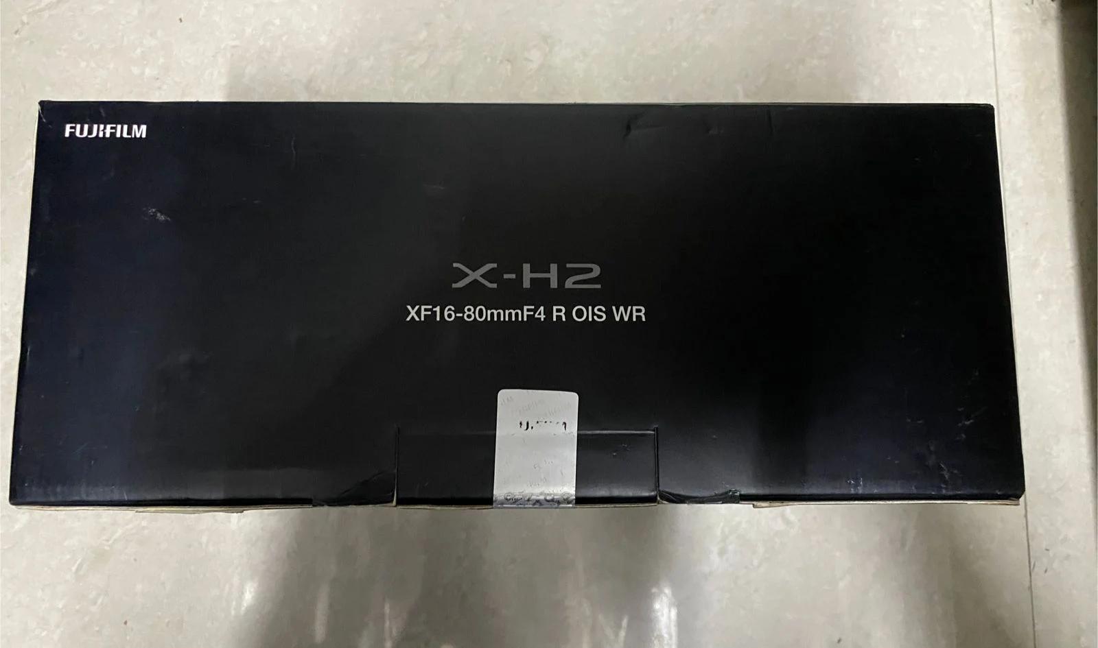 Fujifilm X-H2 Mirrorless Camera with XF16-80mm f/1:4 Lens, photo 2