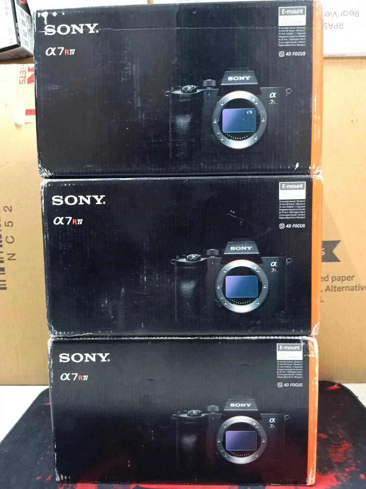 Sony Alpha ILCE-7RM4A Full-Frame 61.0MP Mirrorless Digital SLR Camera Body, photo 4