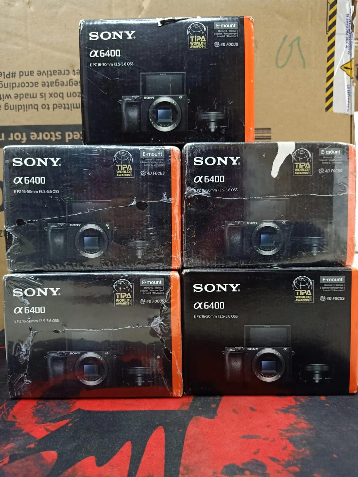 Sony Alpha ILCE-6400L 24.2MP Mirrorless Camera, photo 4