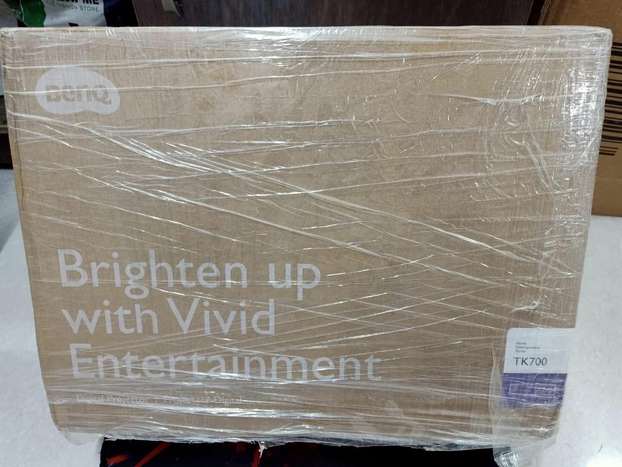 BenQ TK700 4K UHD HDR Home Cinema Projector, photo 2
