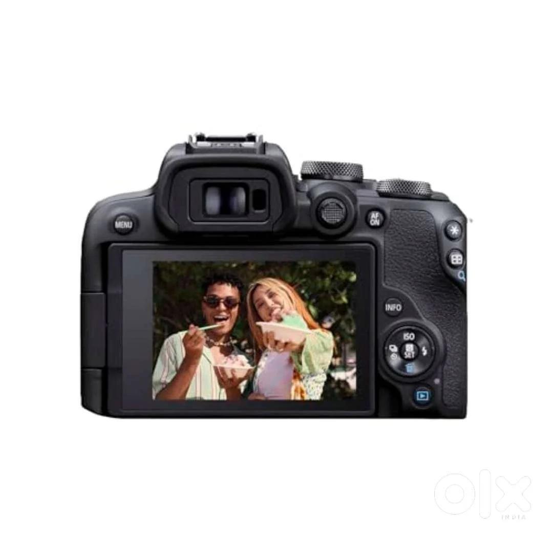 Canon EOS R10 24.2MP RF-S18-45mm f/4.5-6.3 IS STM Mirrorless Camera, photo 3