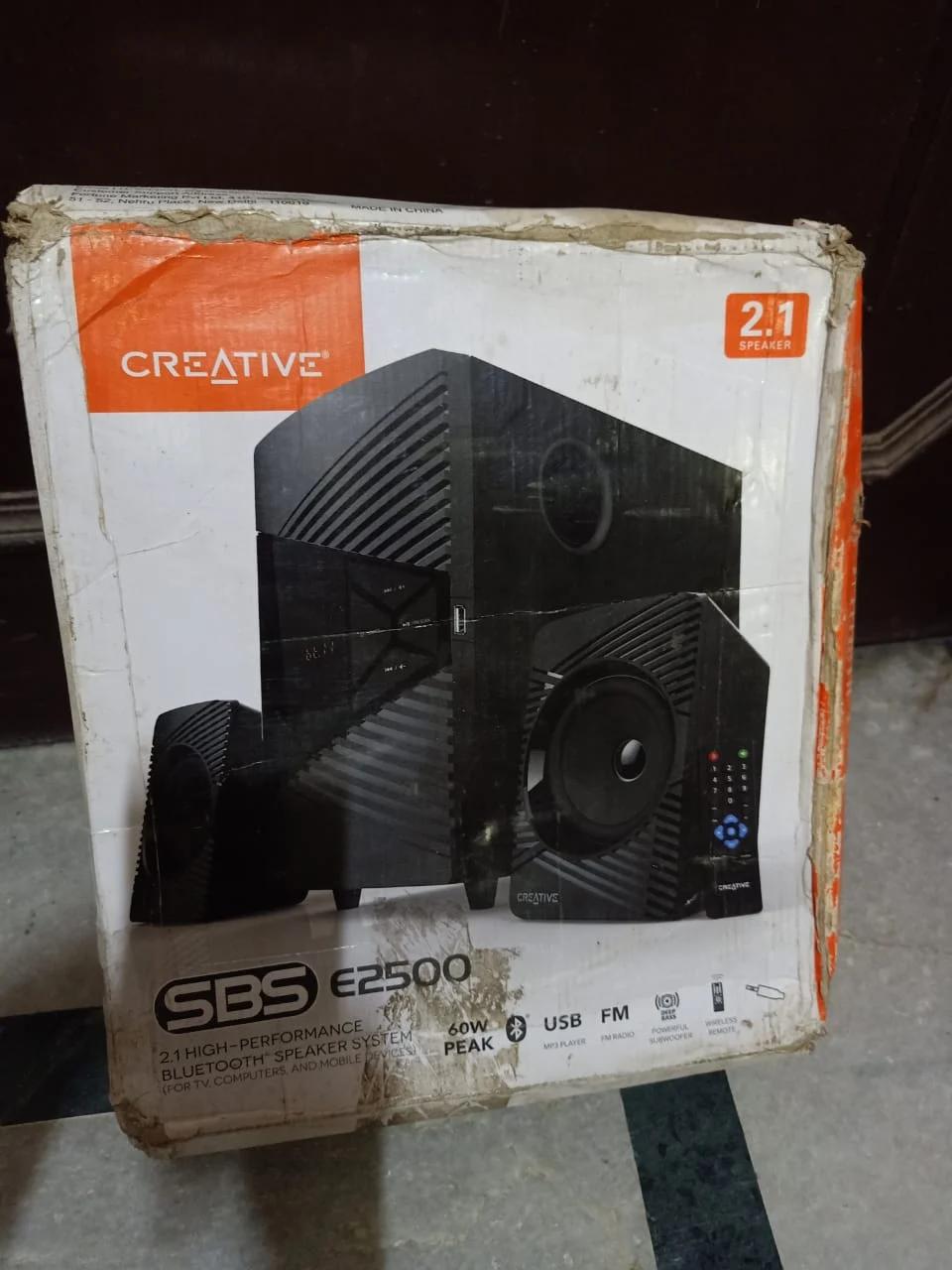 Creative SBS E2500 2.1 Channel Bluetooth Speaker System, photo 2