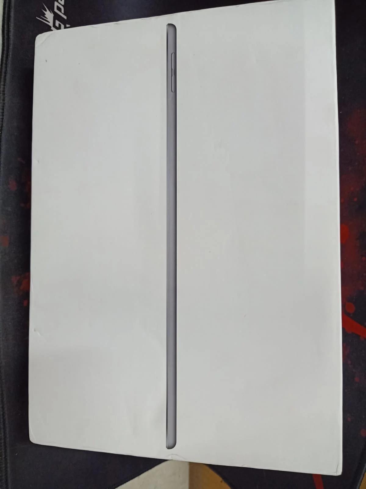 Apple iPad Air 10.5-inch Wi‑Fi 256GB Silver, photo 2