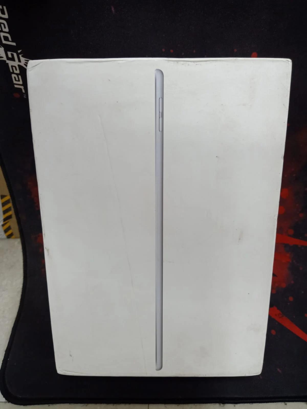 Apple iPad Air 10.5-inch Wi‑Fi + Cellular 64GB Silver (3rd Generation), photo 4