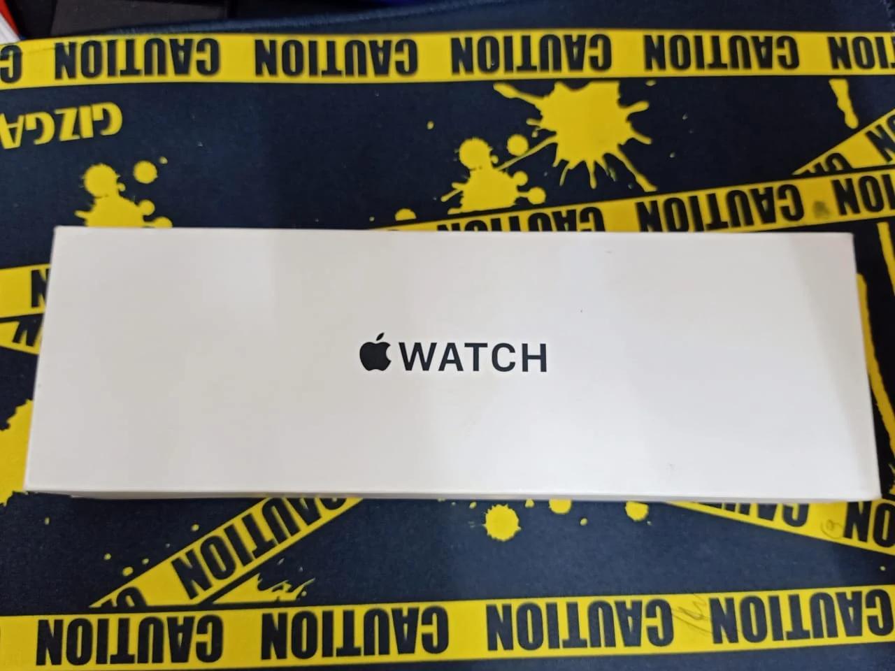Apple Watch SE (2nd Gen, 2023) GPS 40mm Starlight, photo 2