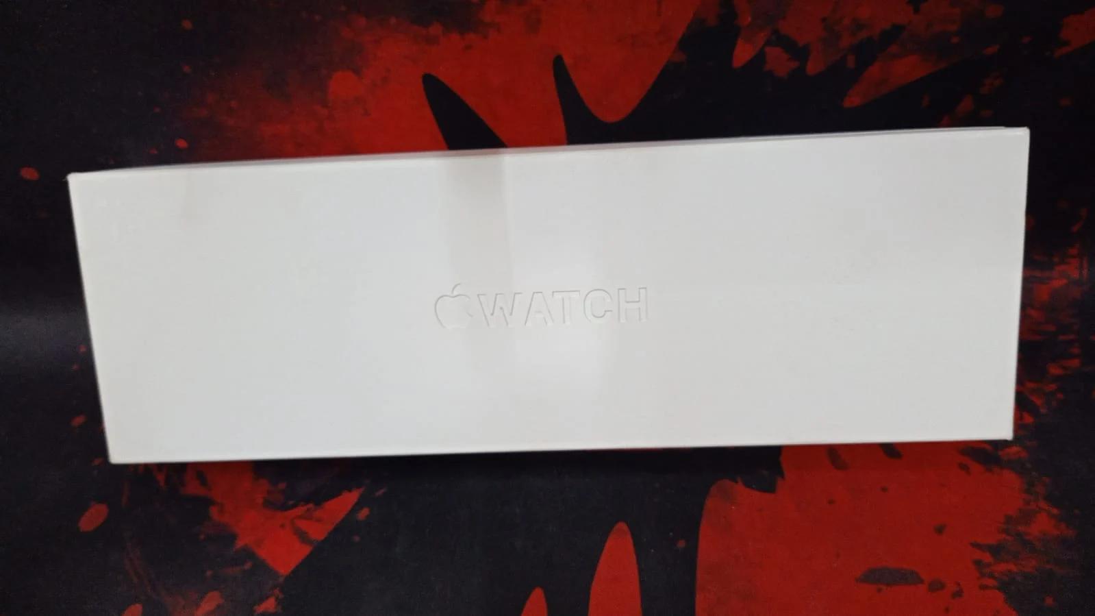 Apple Watch Series 9 GPS + Cellular 41mm Gold Stainless Steel Case, photo 3