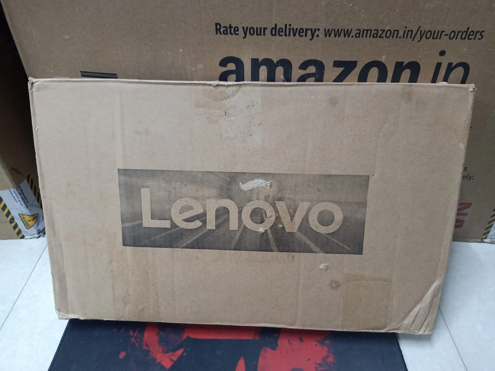 Lenovo Ideapad Flex 5 Ryzen 7 5700U 14" 82R900HFIN Laptop in use
