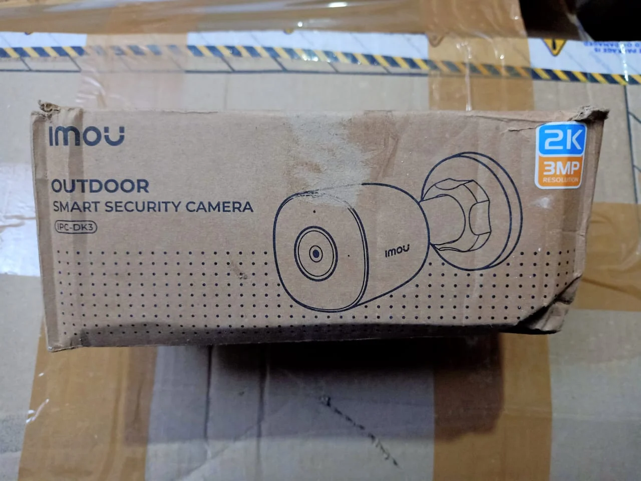 Imou DK3 3MP Outdoor Wi‑Fi Security Camera in use