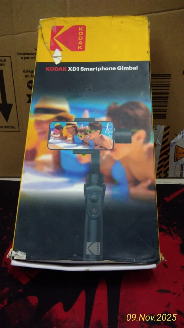 KODAK XD1 Smartphone Gimbal Black in use