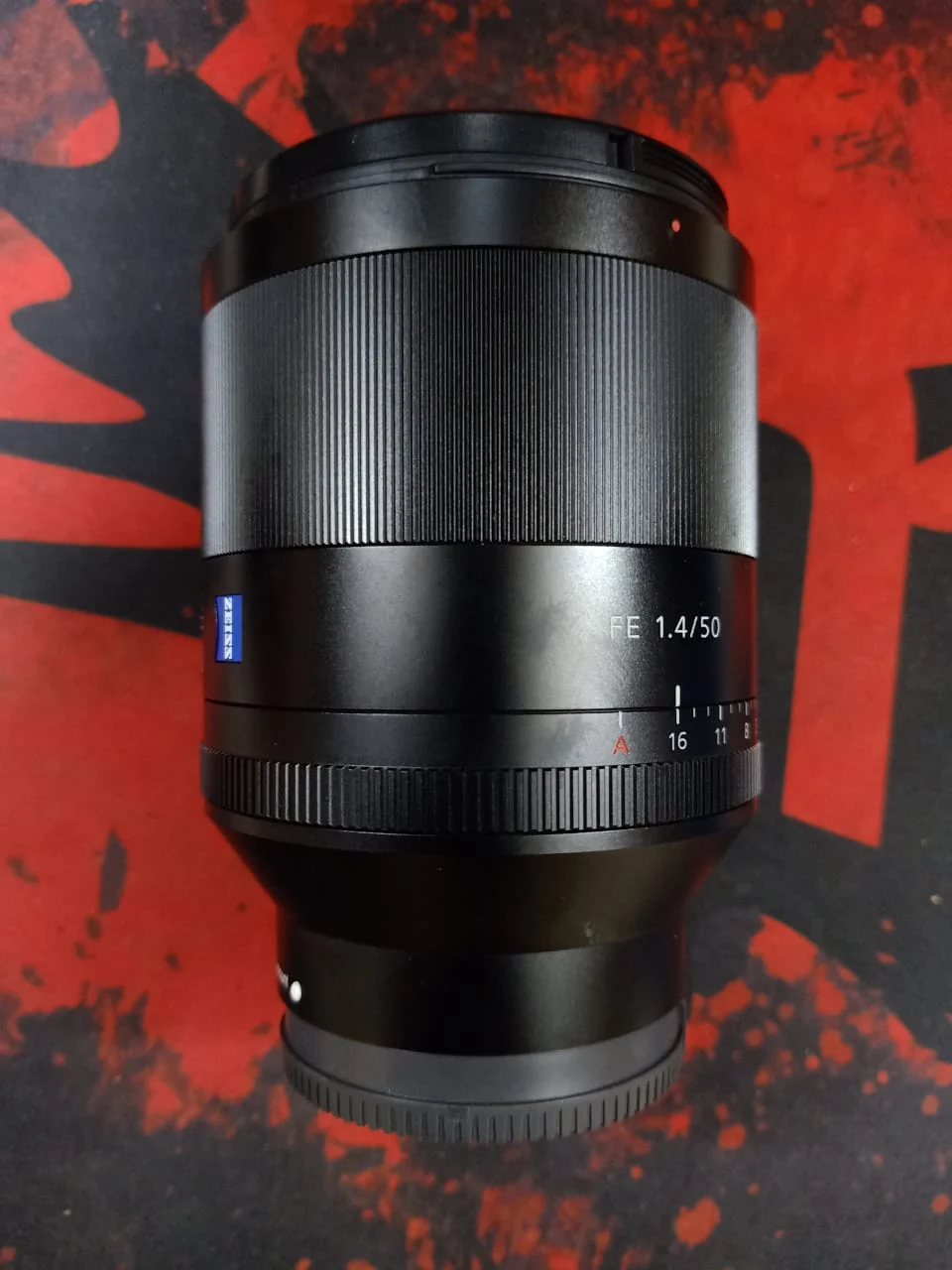 Sony Planar T* FE 50mm F1.4 ZA (SEL50F14Z) in use