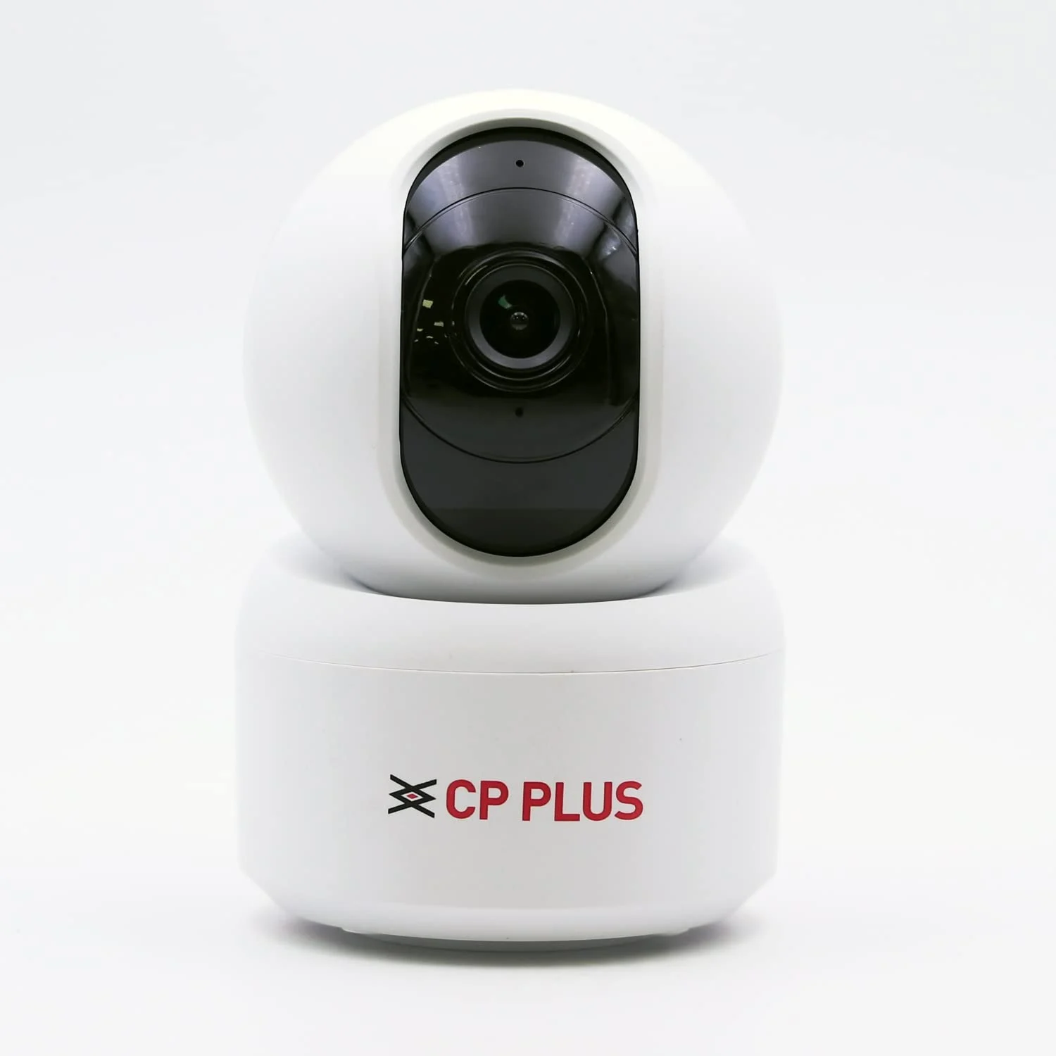 CP PLUS CP-E45A 4MP Quad HD Smart Wi-Fi CCTV Camera in use