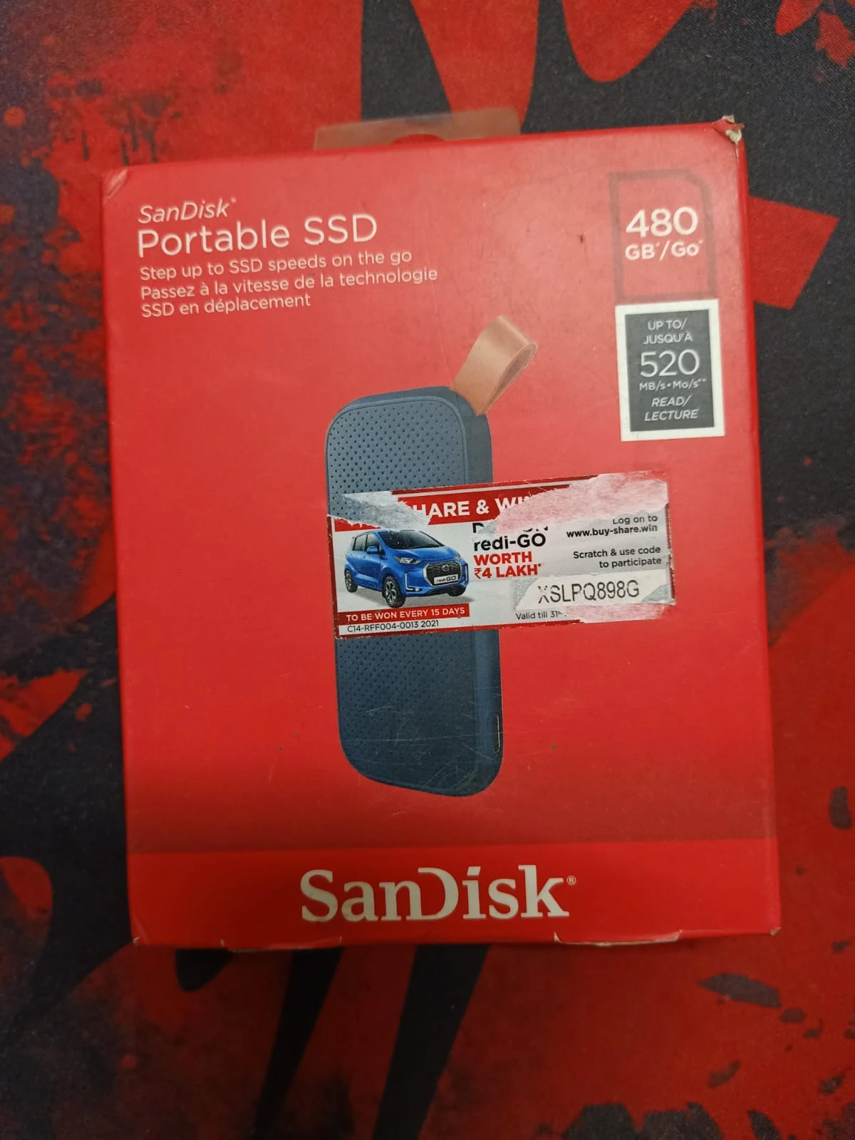 SanDisk Portable SSD 480GB USB 3.2 Gen2 in use