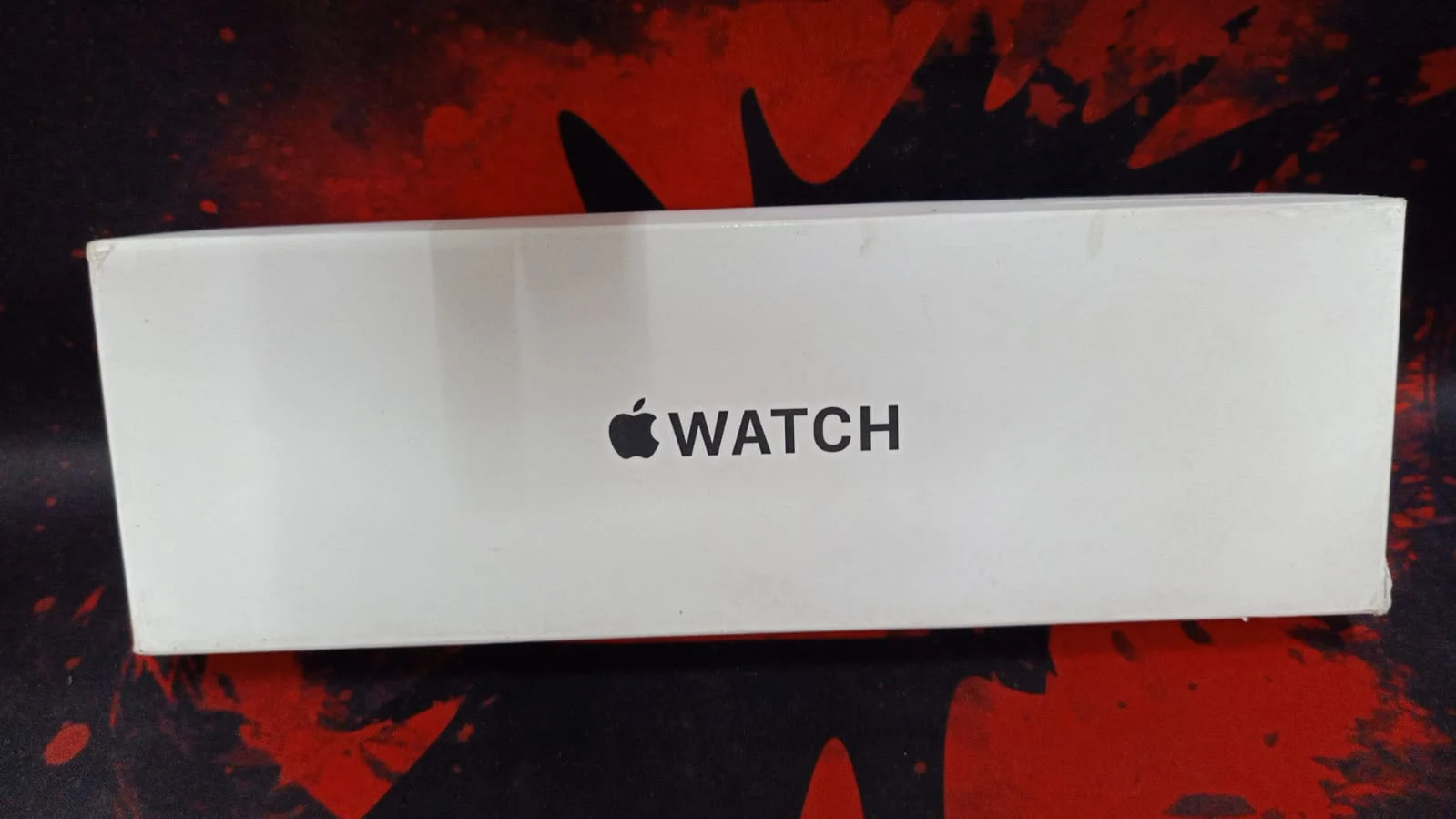 Apple Watch SE (2nd Gen, 2023) GPS 44mm in use