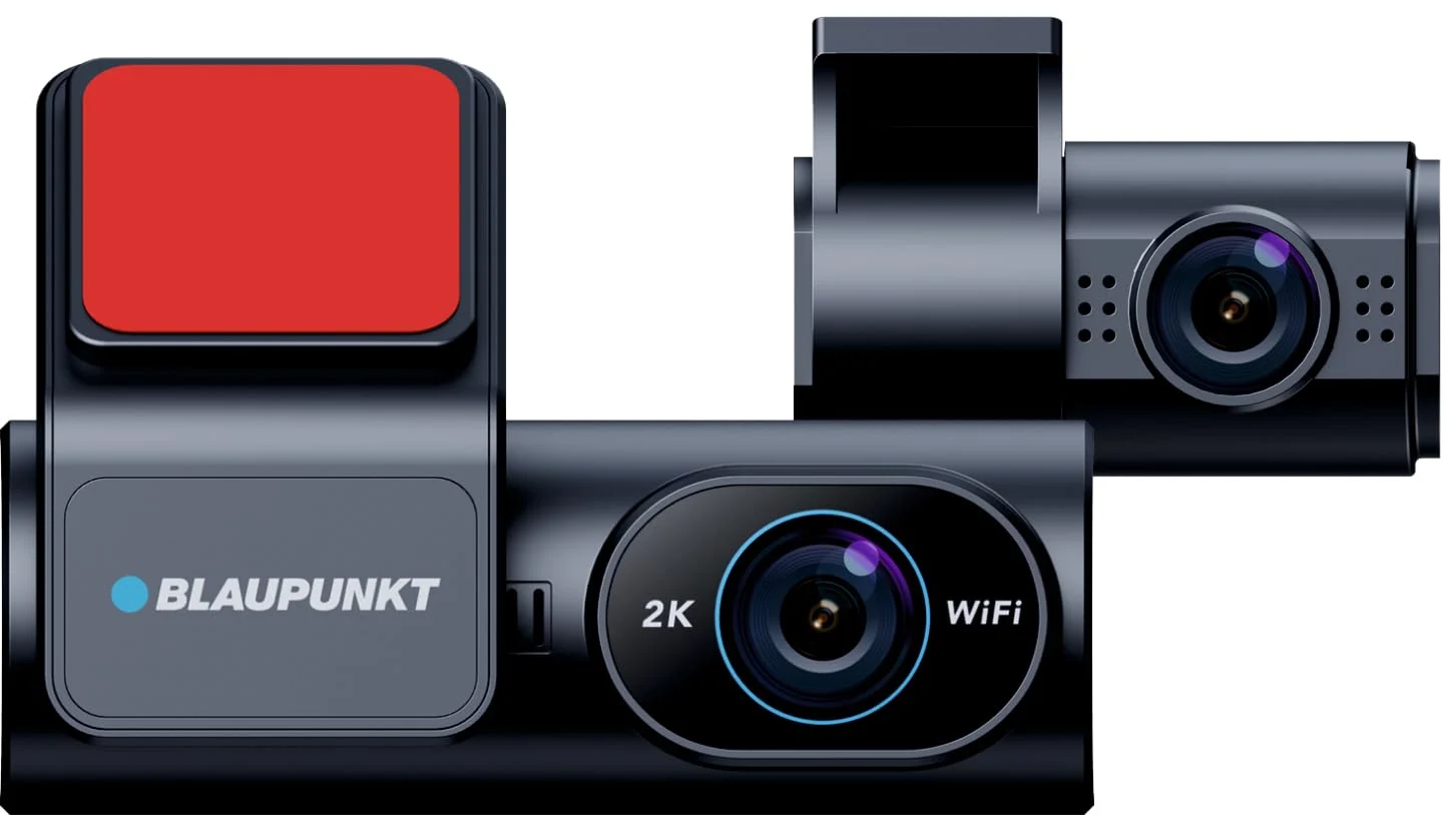 Blaupunkt Dashcam DC 4050 WiFi Dual Camera 2K in use