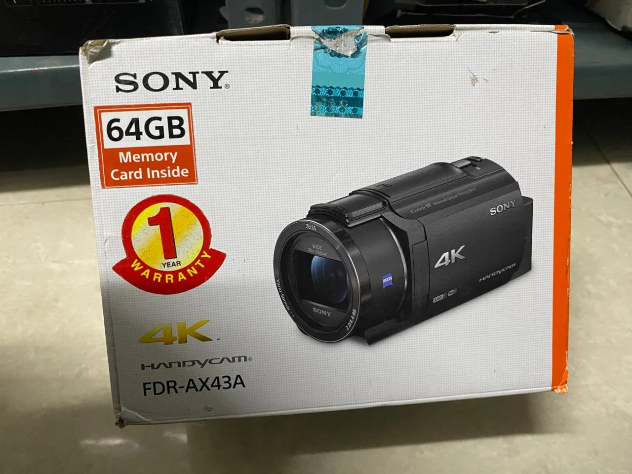 Sony AX43A 4K Handycam FDR-AX43A Black in use