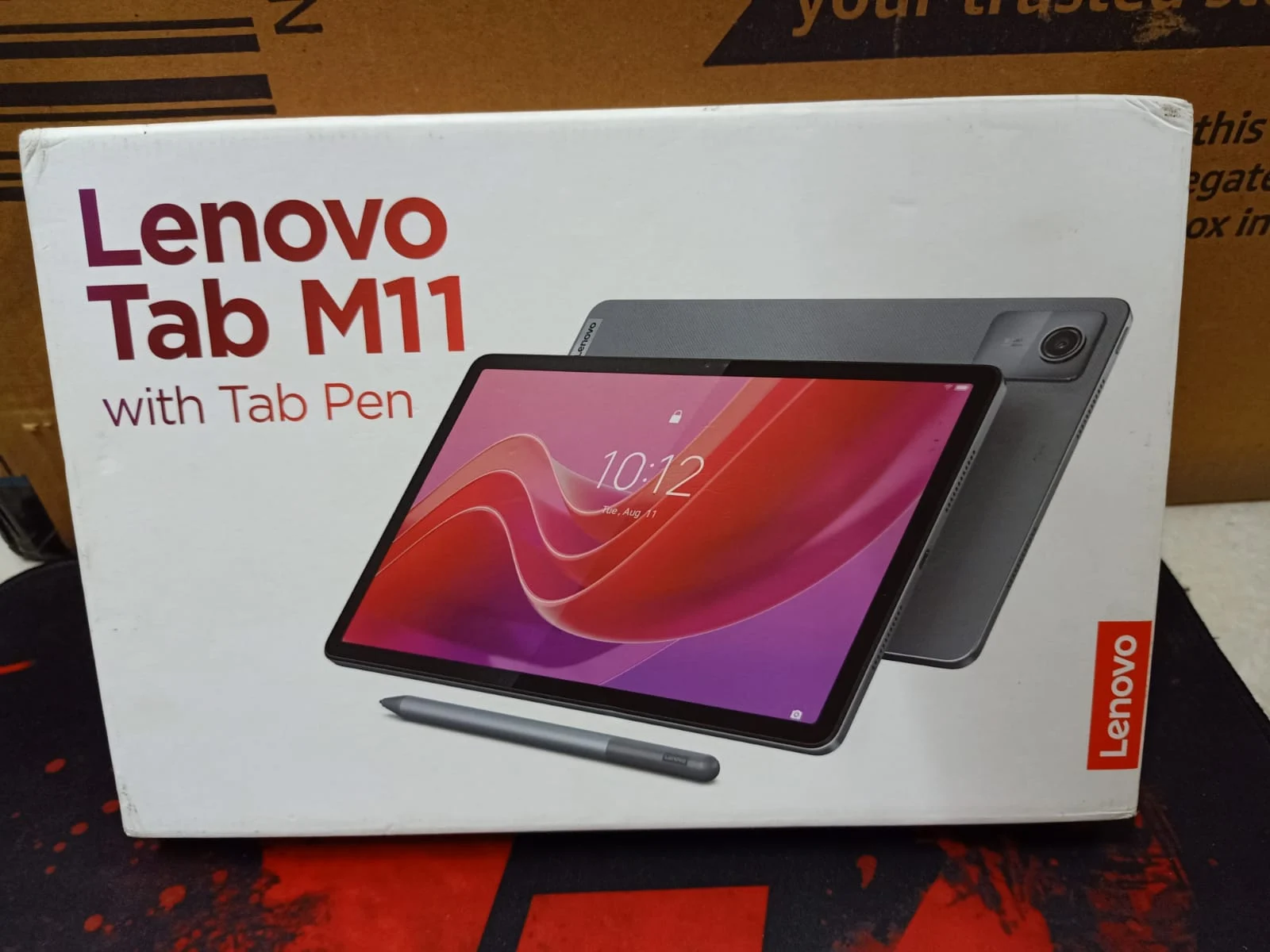 Lenovo Tab M11 with Pen Wi‑Fi 8 GB RAM 128 GB ROM Green in use